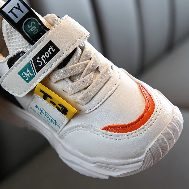 Scarpe Sportive in Ecopelle con Stringhe e Velcro per Bambini
