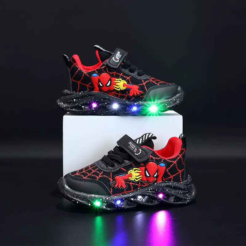 Spiderman LED prodyšná běžecká obuv pro děti Multivariant