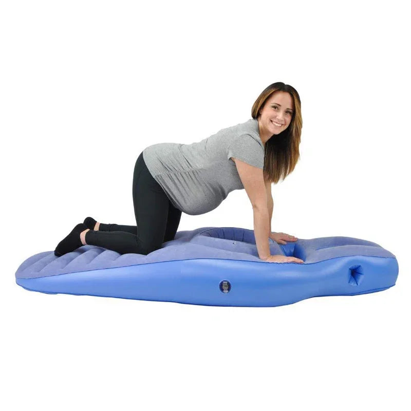 Schwangerschaftskissen und aufblasbare Yogamatte für Schwangere
