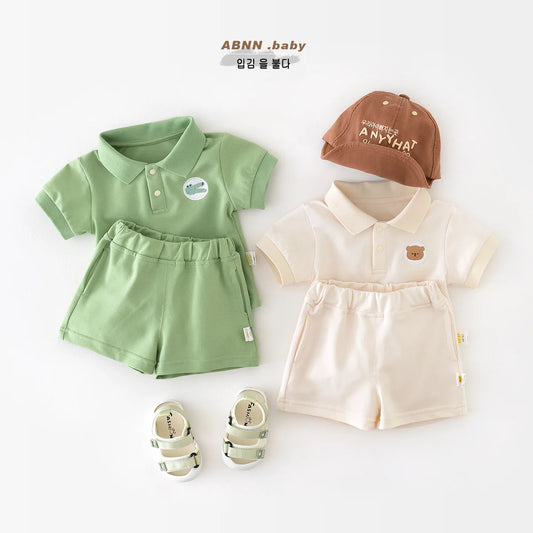 Completo 2 Pezzi Polo e Pantaloncini in cotone per bambini multivariante
